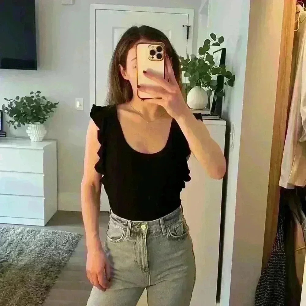 Free People Bodysuit Ruffle Sleeves - Picture 2 of 6
